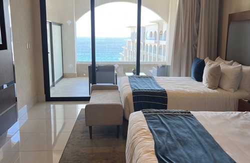 Chula Vista Resort | Chic resort with WiFi, AC, fitness room in sunny San Jose del Cabo
