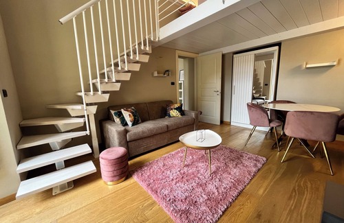 Turin Apartment | Chic Turin house in the historic center