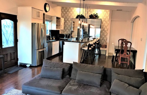 South Redondo Apartment | Chic Two Bedroom Beach Pad - 2 Blocks to the Beach