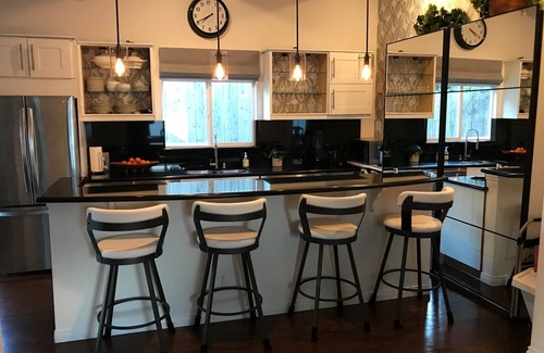 South Redondo Apartment | Chic Two Bedroom Beach Pad - 2 Blocks to the Beach