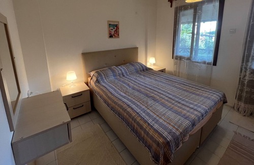 Ahmetbeyli Mahallesi Villa | Chic Villa with Terrace and Rooftop in Izmir