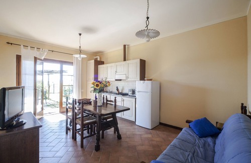 Montaione Apartment | Child friendly resort with pool and games, T1B