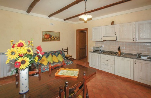 Montaione Apartment | Child friendly resort with pool and games, T1B