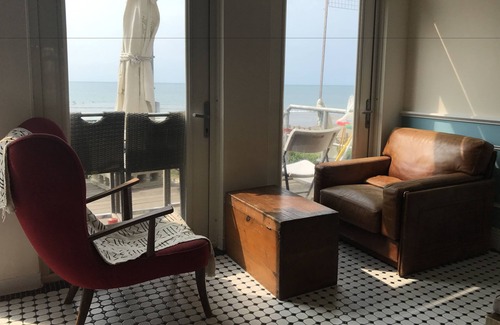 Shimen District Bed & Breakfast | Chill Chill House