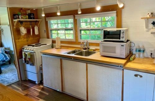 Punta Gorda House | Chill Cottage in Punta Gorda