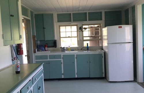 Chilmark Cottage | Chilmark pond side cottage with beach access, sweeping viewsn