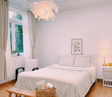 Da Lat Bed & Breakfast | Chimote House