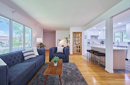 Southwest Calgary House | Chinook Luxe Entire House. Free Banff Pass!