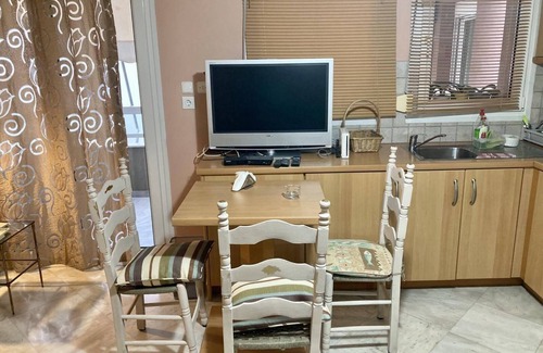Chios Apartment | Chios Cozy studio Island Getaway