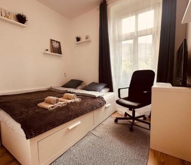 Gloggnitz Apartment | Chloe's Apartments 2