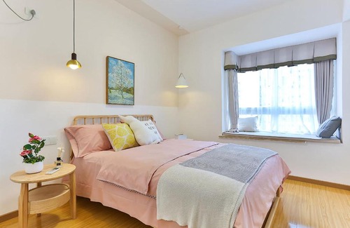 Yuzhong Apartment | Chongqing Yuzhong·HongYaDong· Locals Apartment 00171430