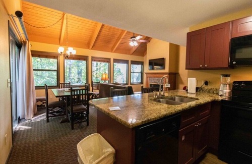 Wisconsin Dells Villa | Christmas Mountain Village™ - 1 Bedroom Villa