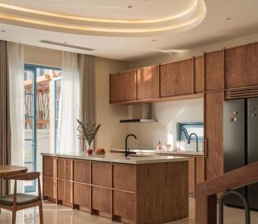 Ha Long Apartment | Chuỗi Villa Sun Ferria 6 phòng ngủ - Đầy đủ tiện nghi - bể bơi - Trung tâm Bãi Cháy