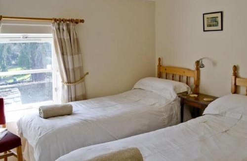 Bellerby House | Church view cottage