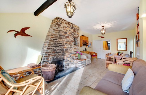 Trevone House | Chy An Porth - Four Bedroom House, Sleeps 10