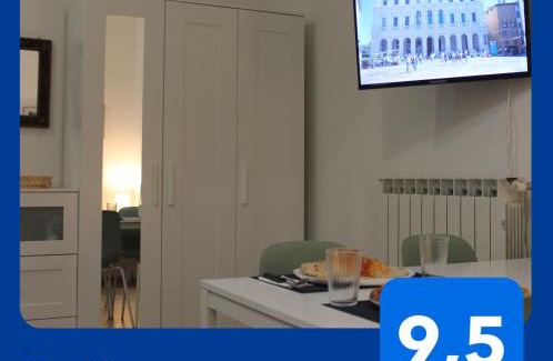 Stazione Apartment | CIAO BELLI flat city centre and parking - Appartamento centrale con posto auto