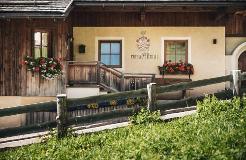 Colfosco House | Ciasa Altonn