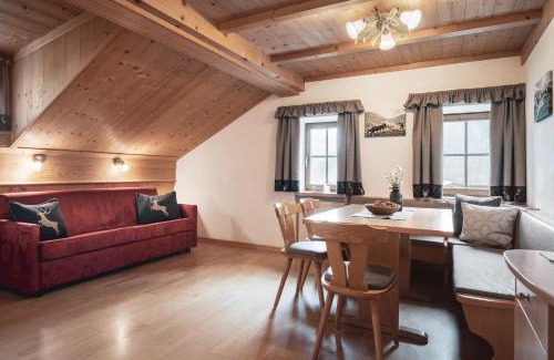 Colfosco House | Ciasa Altonn