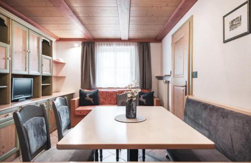 Colfosco House | Ciasa Altonn