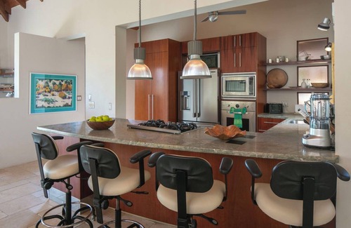 Johnson Bay Villa | Ciboney - Beachfront, with private pool, A/C, Family Friendly!