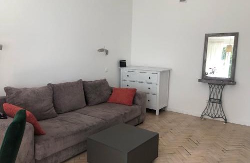 Nowa Praga Apartment | Ciche mieszkanie z balkonem