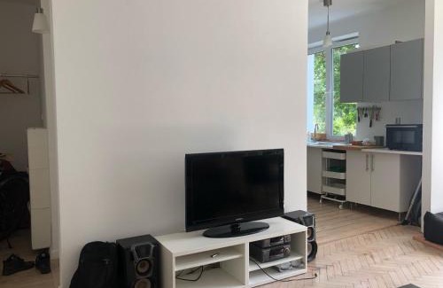 Nowa Praga Apartment | Ciche mieszkanie z balkonem