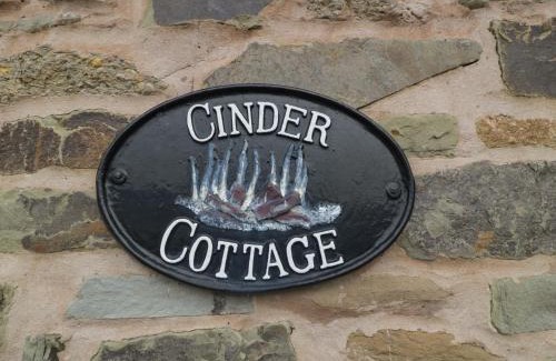 Hay-on-Wye House | Cinder Cottage