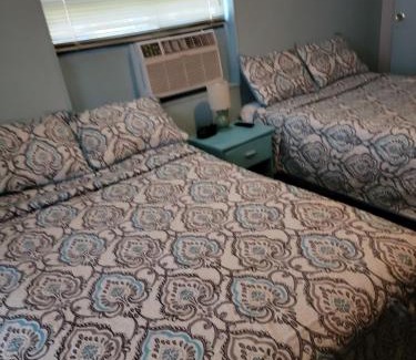 Mayo Hotel | Cindy’s Motel & RV Park