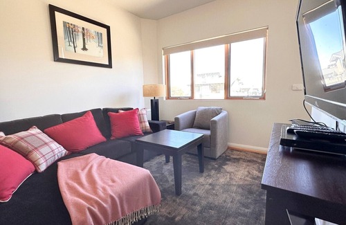 Dinner Plain Ski Chalet | Cipressa - Dinner Plain