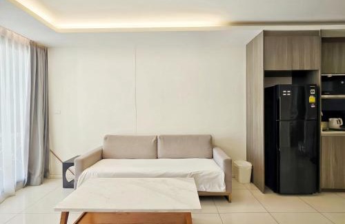 Bangkok Central Business District Apartment | Circle REIN Sukhumvit 12 Bangkok