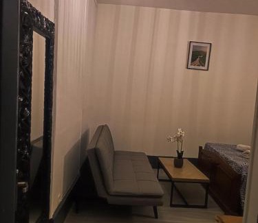 Bourges Apartment | City 18