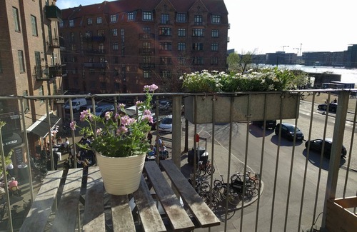 Christianshavn Apartment | City Apartment in Copenhagen with 3 bedrooms sleeps 5