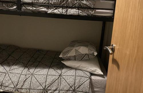 Belfast Apartment | City Apartment - Sleeps 4 & Free Parking