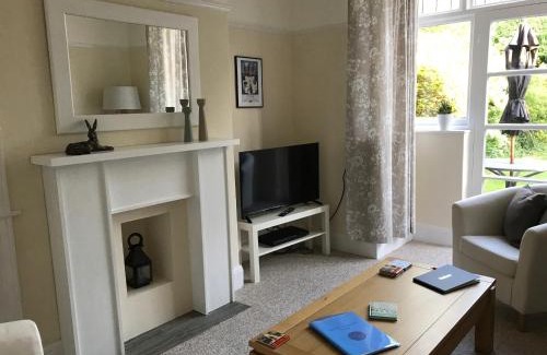 Heworth House | City Apartments - 4 Heworth Village - 3 bed house