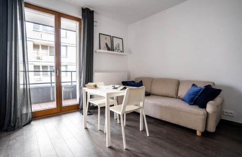 Muranow Apartment | City Center Apartments - Metro 250m - Old Town - Private Underground Parking