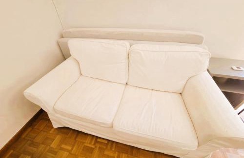 Oberstrass Apartment | City Center Flats with Balcony & Garden View Rigi - Self Checkin