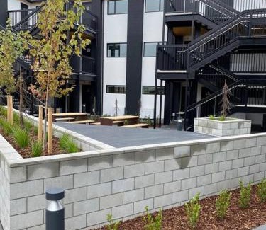Christchurch City Centre Apartment | City Centre Apartment Close to Hagley Park