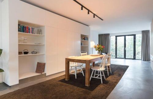 Utrecht City Center Apartment | City centre Loft on the historic Canal