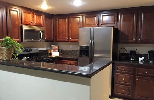 University City Condo | City chic pied-à-terre in La Jolla - UTC near UCSD, shopping, and beachesn