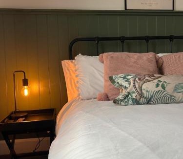 Lincoln House | City Cottage