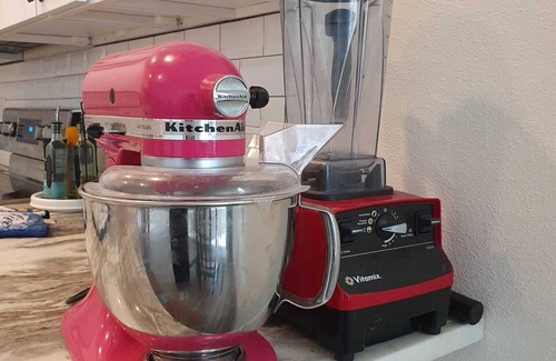 East Tampa House | City getaway modern house