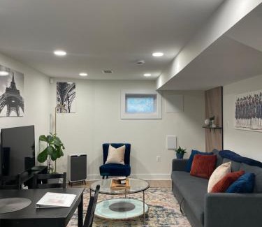 Edgewood Apartment | City Hopper!