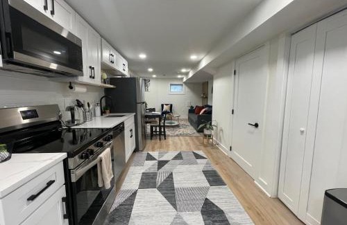 Edgewood Apartment | City Hopper!