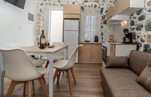 Pothia Apartment | City stone houses kalymnos 2