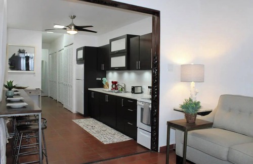 Catedral Apartment | City View 3 Bdrm.Apt for 6-Old San Juan