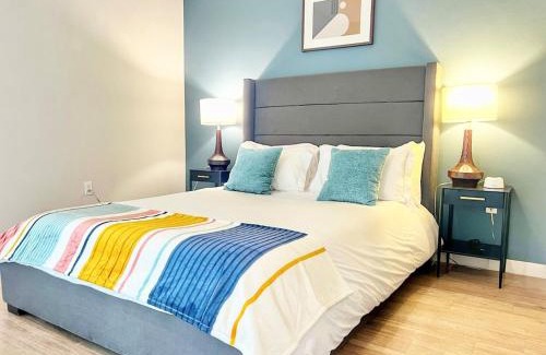 East Village Apartment | City View Apartment In Downtown