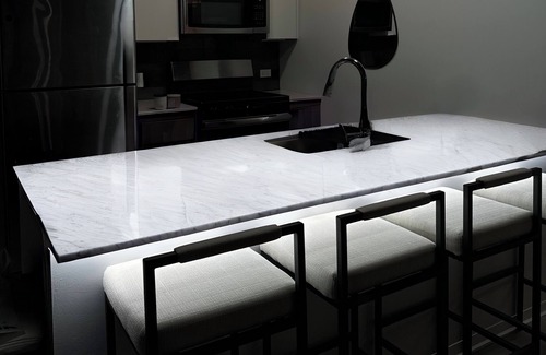 Near South Side Apartment | City View Smart, luxurious 1bd apartment - Downtown Chicago