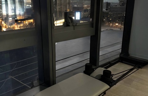 Near South Side Apartment | City View Smart, luxurious 1bd apartment - Downtown Chicago