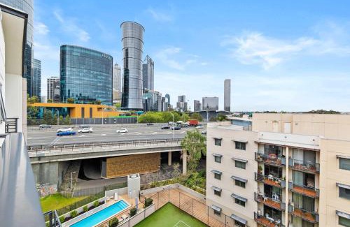 Perth Central Business District Apartment | City Views & Resort-Style Living Pool Tennis & Parking