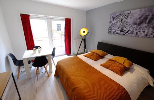 Burgwallen Nieuwe Zijde Bed & Breakfast | Citycenter Residence